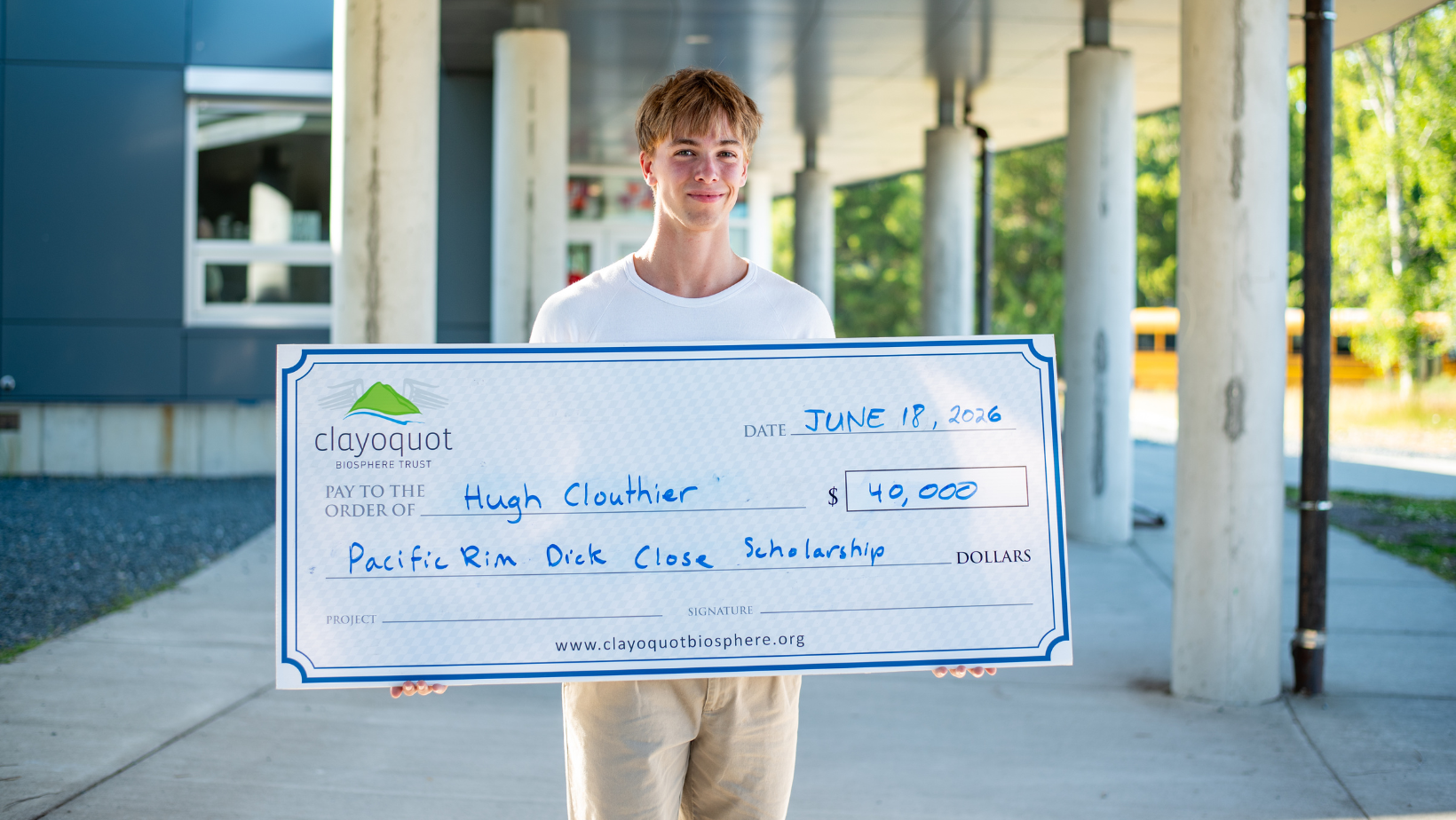 Pacific Rim Foundation's Dick Close Scholarship